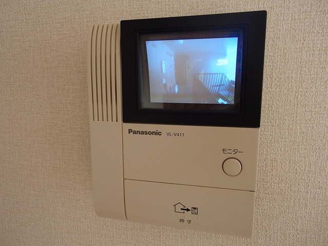 セキュリティ　来訪者が確認できるＴＶモニタ付ドアホン！