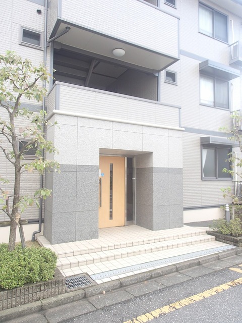 エントランス　住まう人を迎えるエントランス！