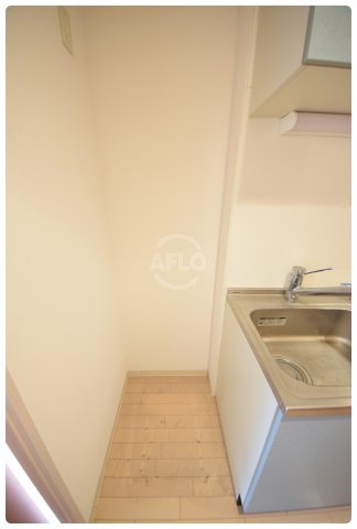 その他　ドゥーエ森ノ宮　冷蔵庫置き場