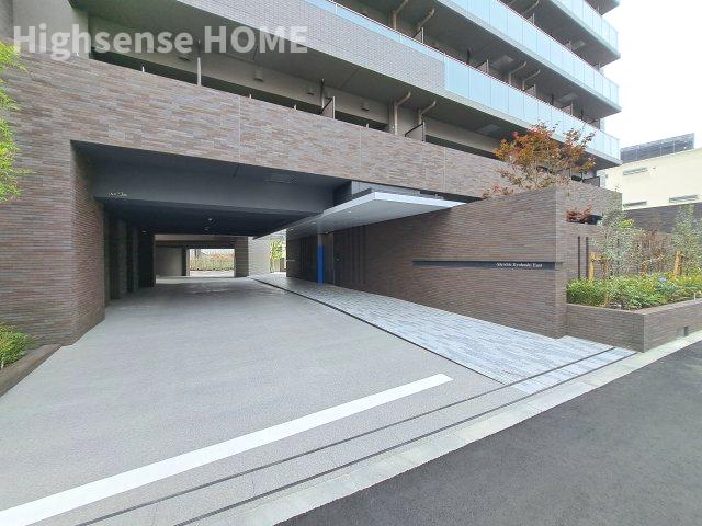 エントランス　ゆとりのあるエントランスです