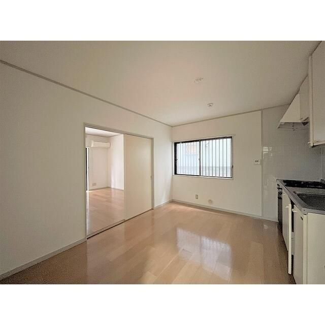 居室・リビング　別号室の参考写真です。