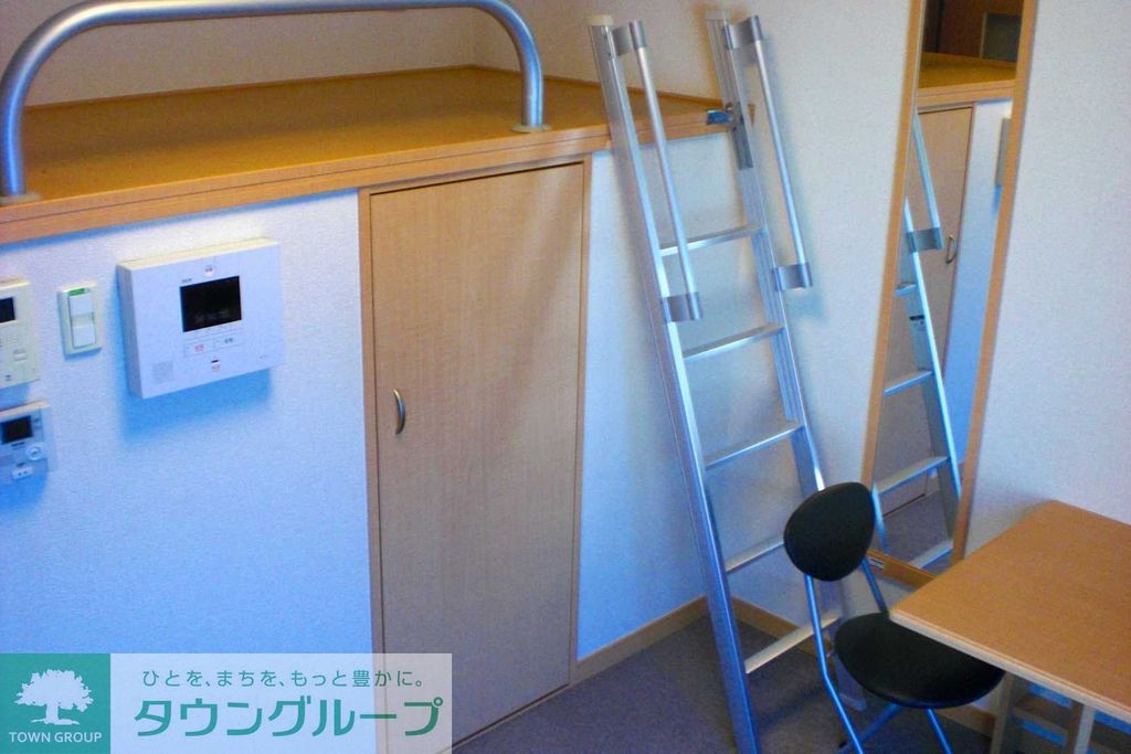 居室・リビング　形状は現状に優先します。