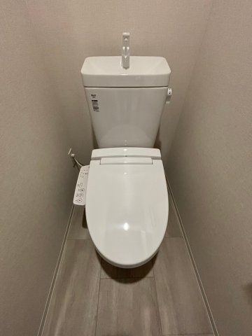 トイレ　落ち着いたトイレです