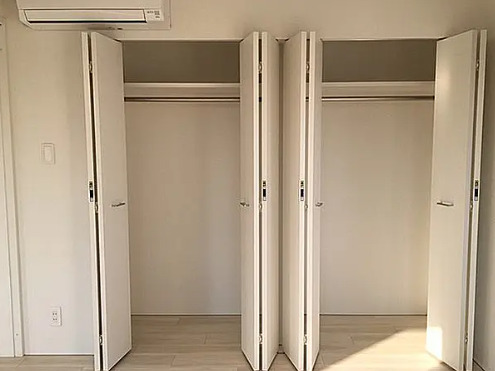 収納　別部屋の写真を使用しております。