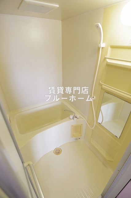 バス・シャワールーム　清潔なお風呂です！