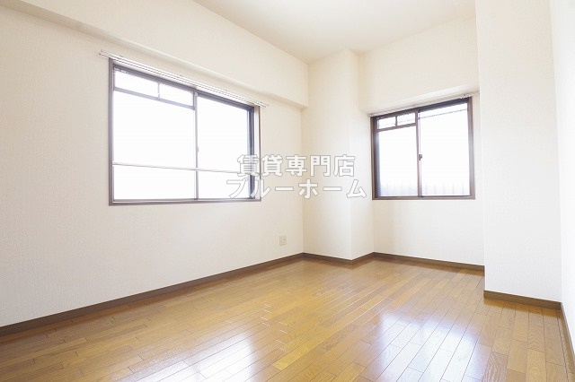 その他部屋・スペース　6.7帖の広い洋室です！