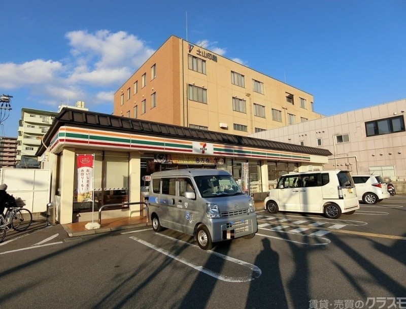 コンビニ　セブンイレブン京都吉祥院向田東町店（コンビニ）まで448m