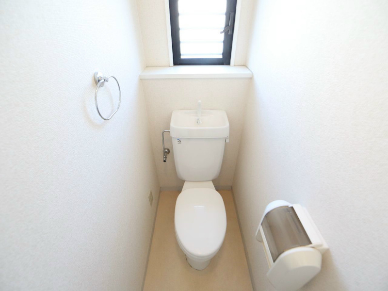 トイレ　温水洗浄便座取り付け可