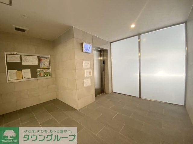 エントランス　エントランス