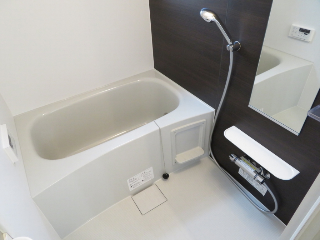 バス・シャワールーム　浴室