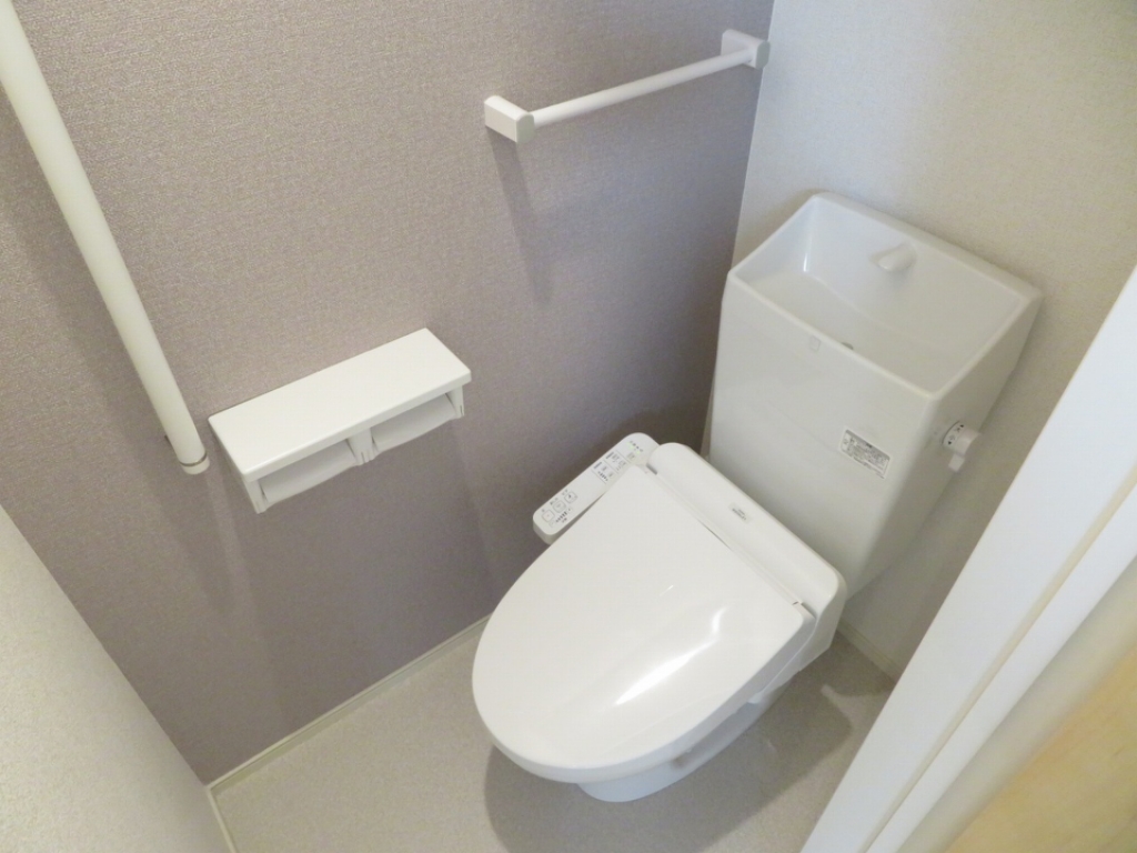 トイレ　トイレ