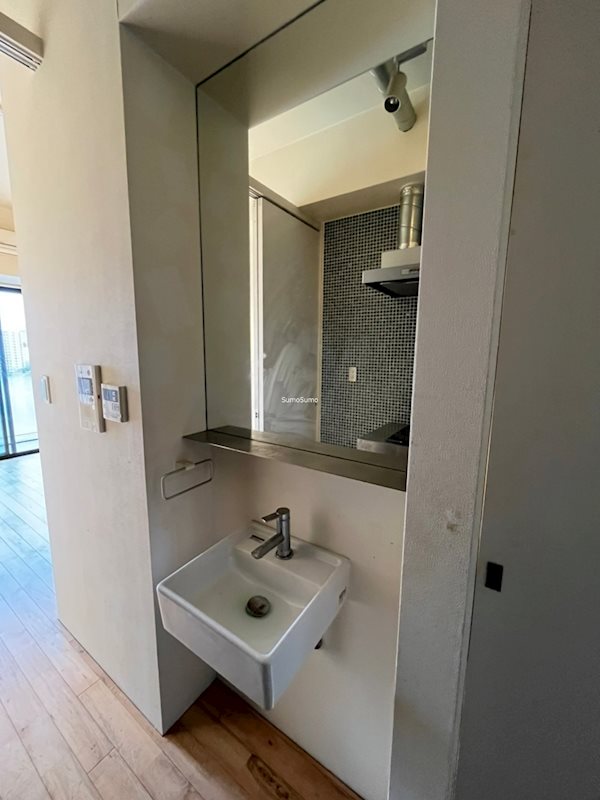 洗面設備　使いやすい洗面所です