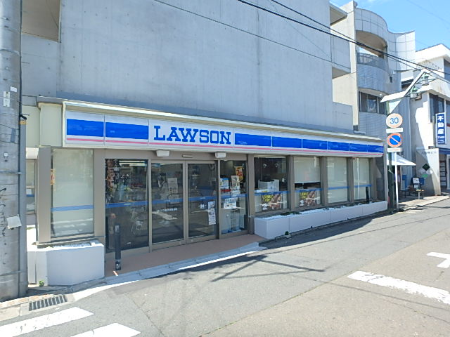 コンビニ　ローソン藤沢本鵠沼店（コンビニ）まで382m