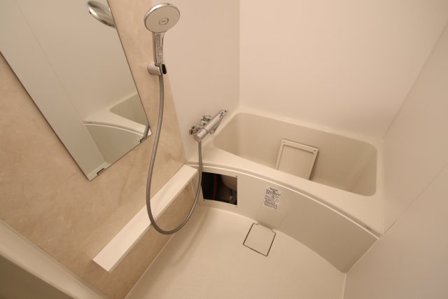 バス・シャワールーム　※別号室の参考写真です