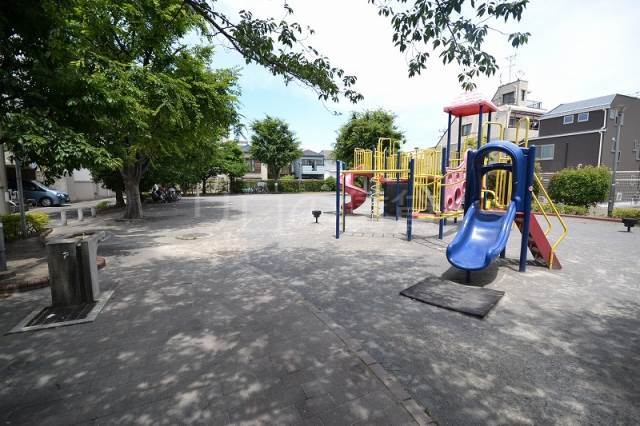 公園　六間堀仲羽田公園（公園）まで400m