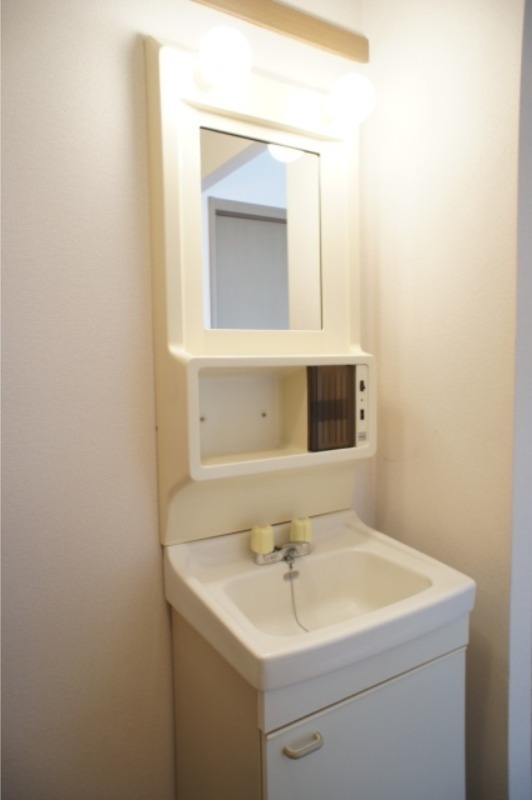 洗面設備　図面と現状に相違がある場合には現状を優先