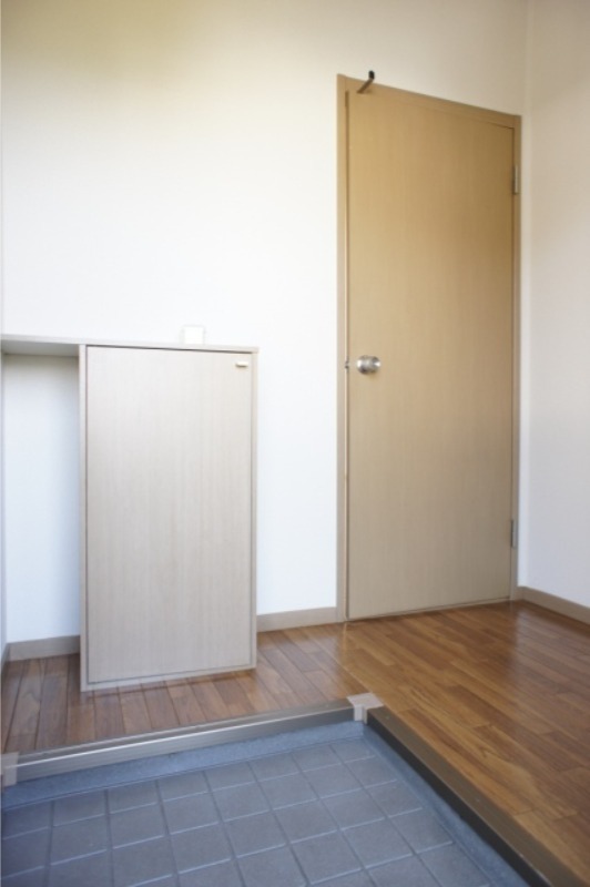 玄関　図面と現状に相違がある場合には現状を優先