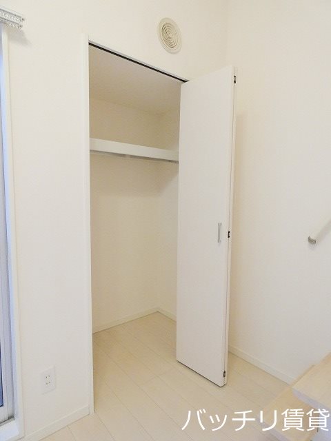 収納　同型タイプの為、現状を優先いたします。