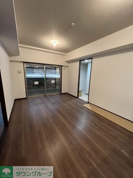 居室・リビング　★同施工会社建築中の類似物件★内装参考写真です★※現況優先