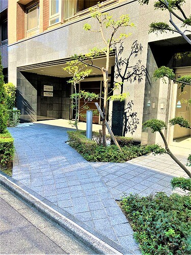 エントランス　エントランス