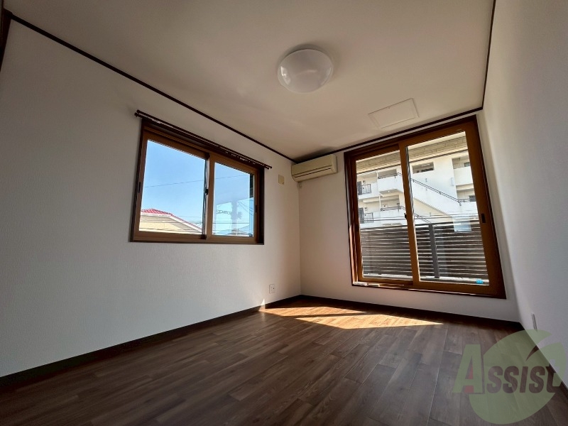 その他部屋・スペース　寝具を置いても十分なスペースを取れそうです。