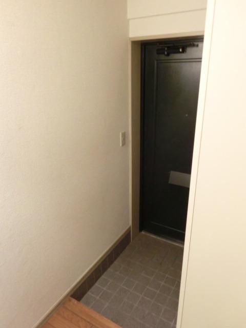 玄関　★独立した玄関スペース★