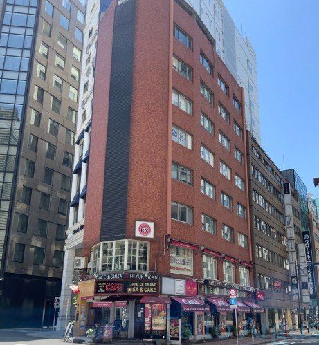 ホームセンター　ソメヤ家具新宿店（ソメイユ東京）（ホームセンター）まで900m