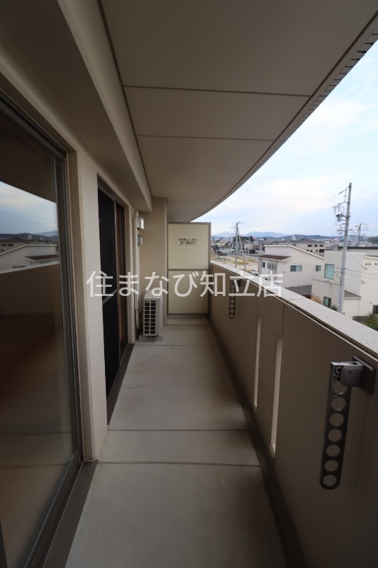 バルコニー　同型別部屋写真