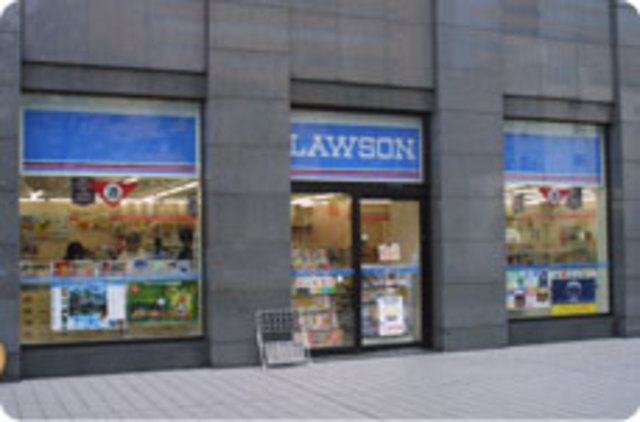 コンビニ　ローソン築地浜離宮店（コンビニ）まで177m