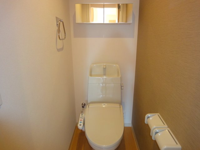 トイレ　シャワー付トイレ