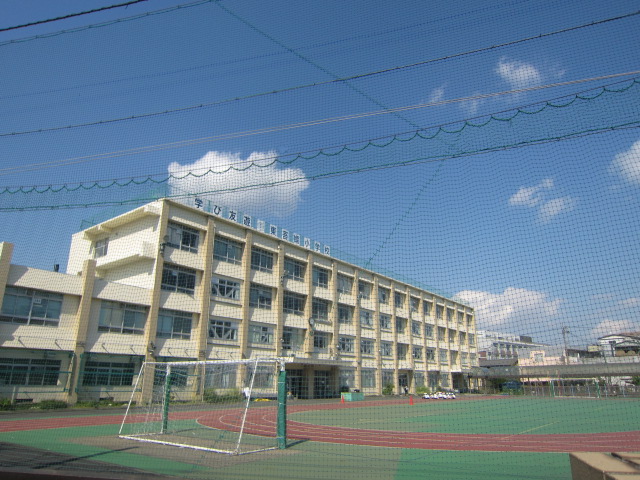 小学校　墨田区立東吾嬬小学校（小学校）まで655m