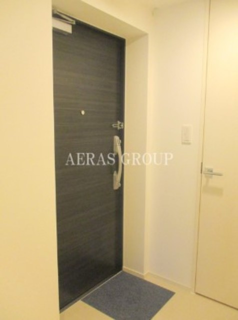 玄関　同仕様タイプ