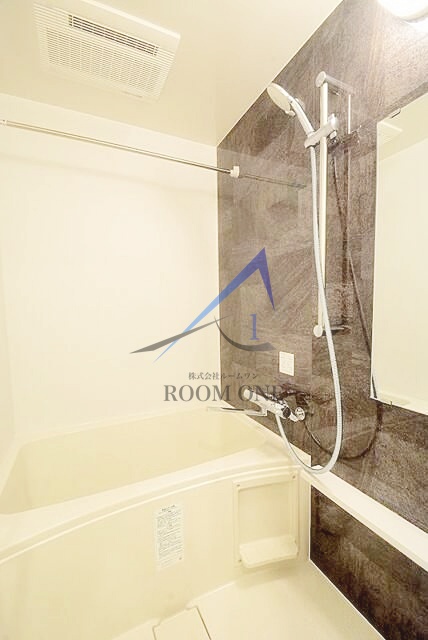 バス・シャワールーム　お風呂です。