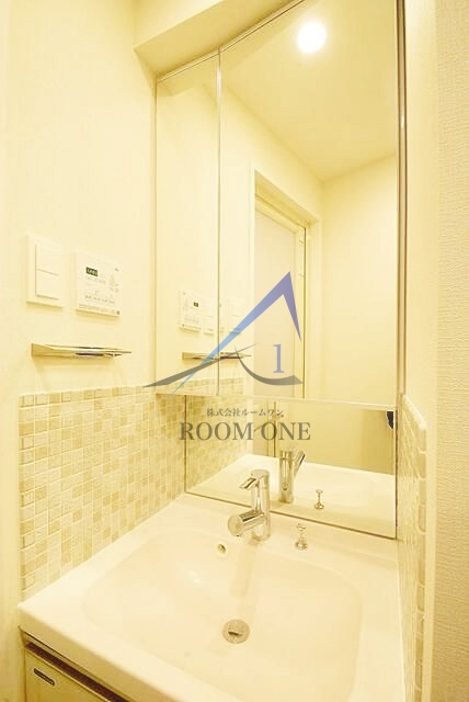 洗面設備　洗面台です。