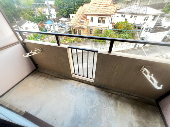 バルコニー　※別号室の写真です。