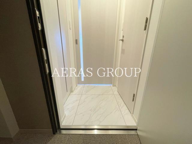 玄関　同タイプ参考写真