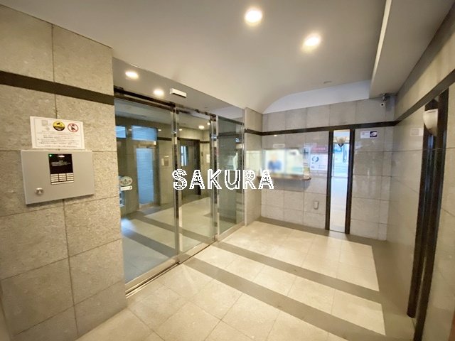 セキュリティ　不審者、勧誘員をシャットアウトできるオートロックです♪