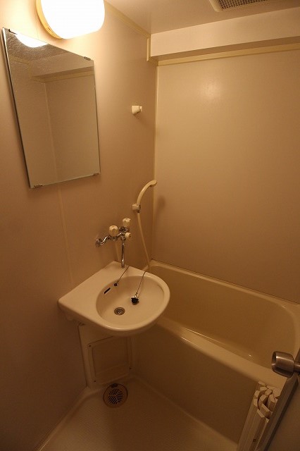 洗面設備　参考写真