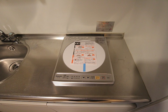 キッチン　ＩＨクッキングヒーター。参考写真