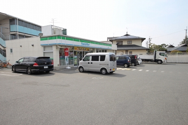 コンビニ　ファミリーマート橿原四条店（コンビニ）まで295m