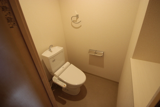 トイレ　※別部屋の写真です