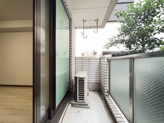 バルコニー　写真は同マンション別部屋