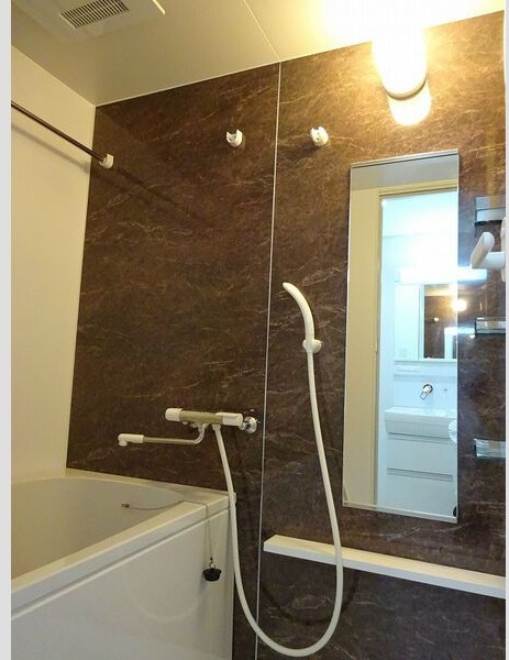 バス・シャワールーム