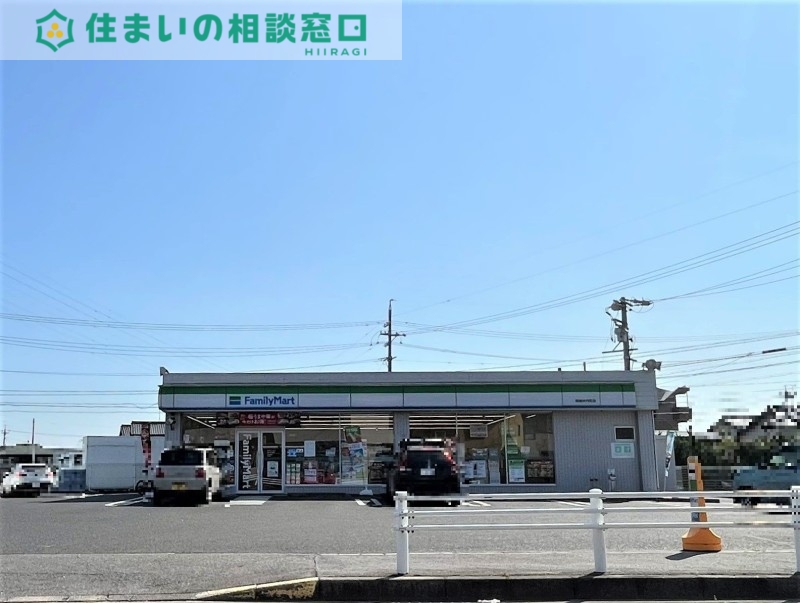 コンビニ　ファミリーマート岡崎井内町店（コンビニ）まで406m