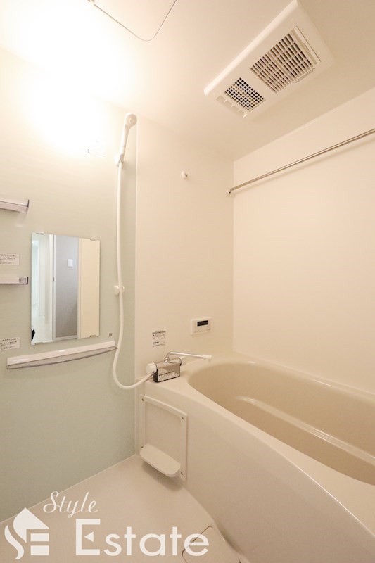 バス・シャワールーム　バスルーム