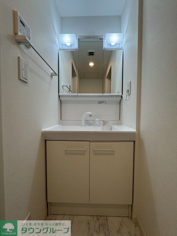 洗面設備　★お部屋探しは株式会社タウンハウジング東京まで★