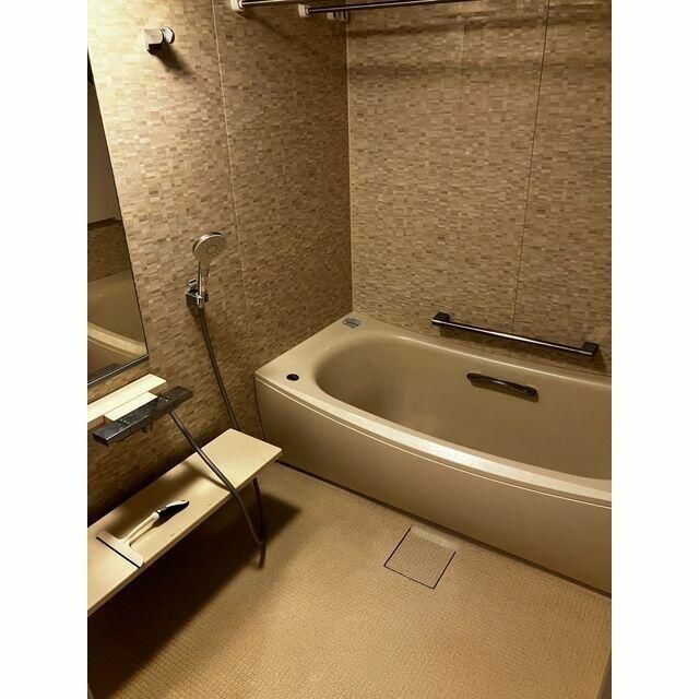 バス・シャワールーム　きれいなお風呂です