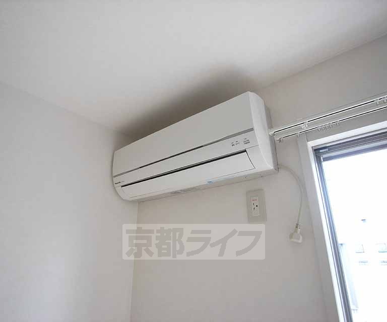 その他設備　エアコンあります。