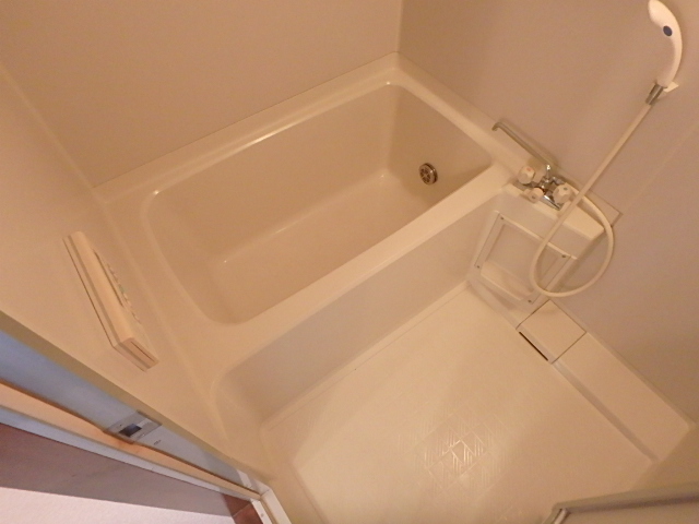 バス・シャワールーム　一日の疲れを癒してくれる大事な場所。