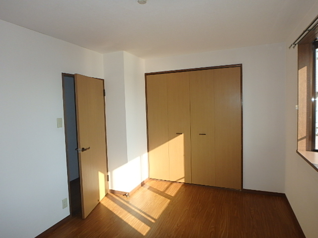 居室・リビング　明るいお部屋です。